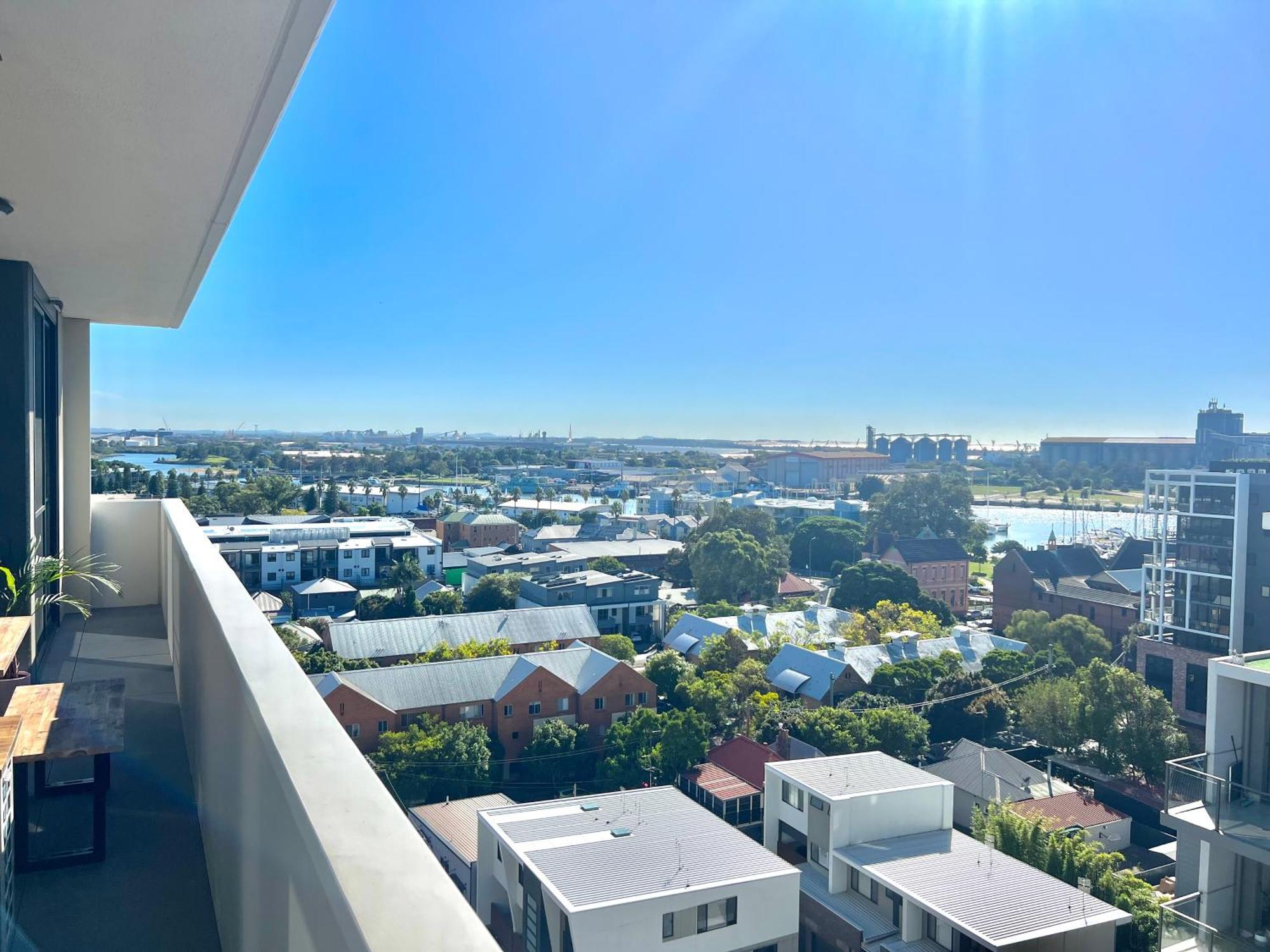 Harbour Towers, Newcastle'S Elite Apartment Stays, Free Parking & Tram Access Exterior foto