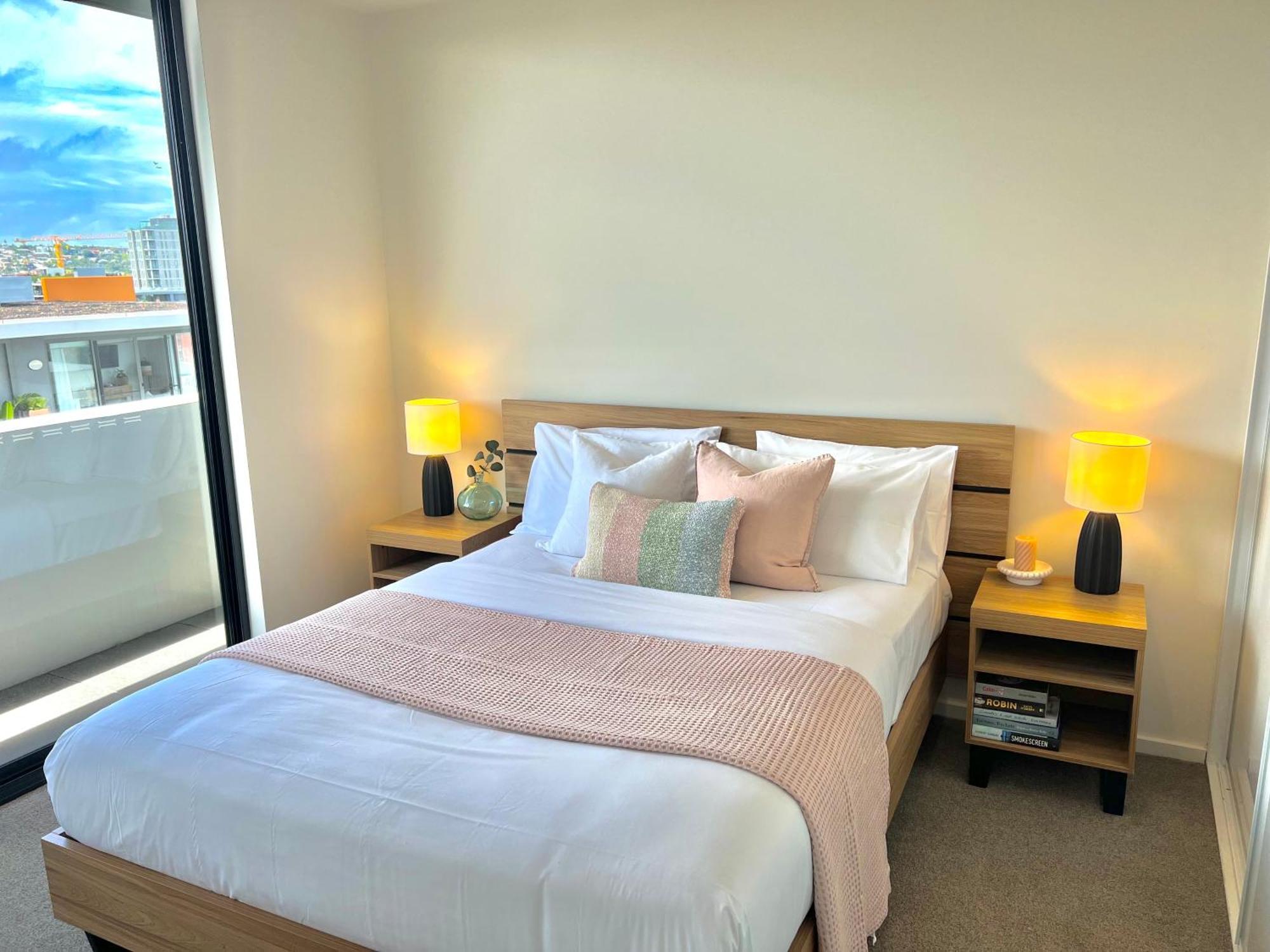 Harbour Towers, Newcastle'S Elite Apartment Stays, Free Parking & Tram Access Exterior foto