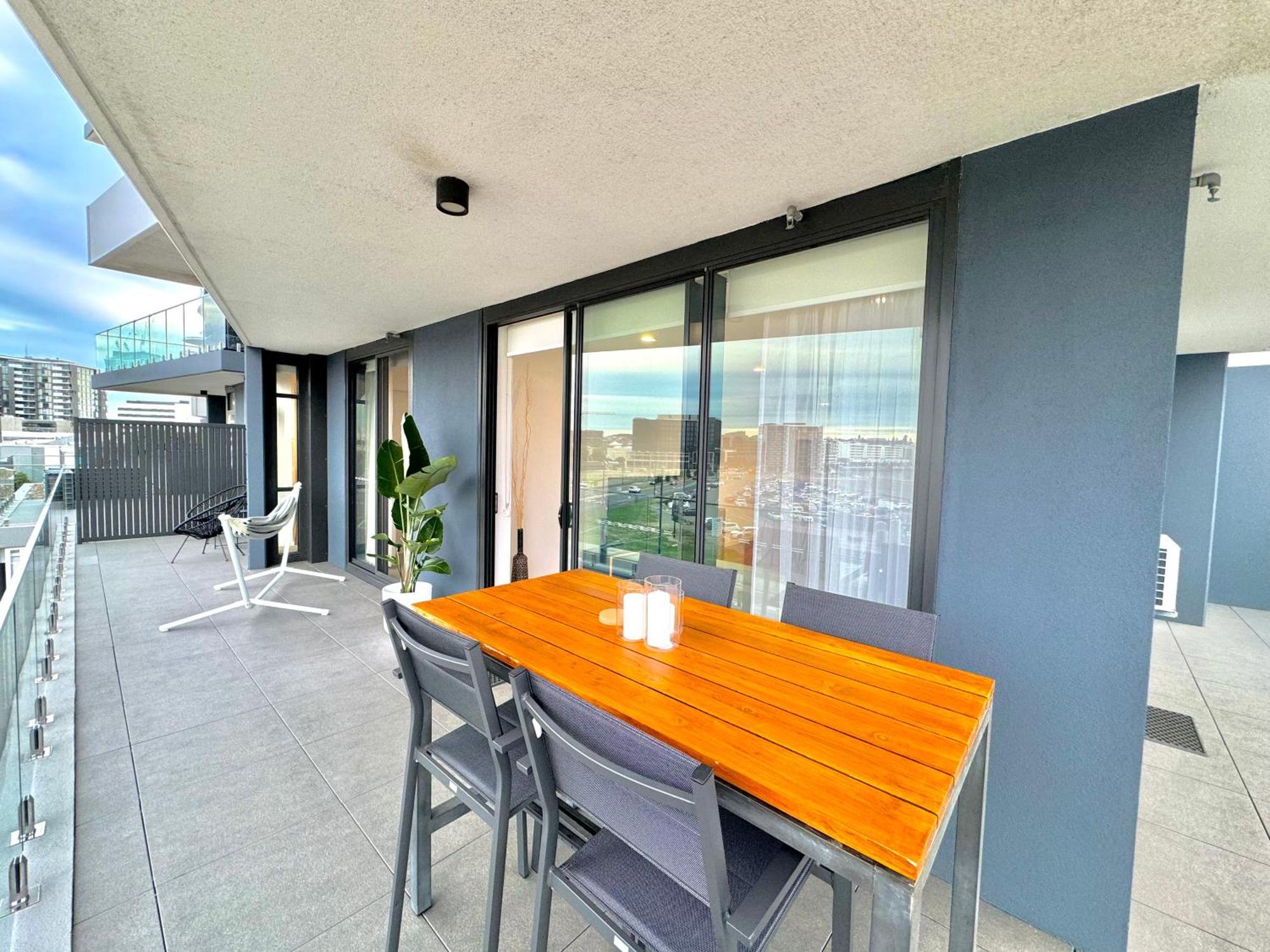 Harbour Towers, Newcastle'S Elite Apartment Stays, Free Parking & Tram Access Exterior foto