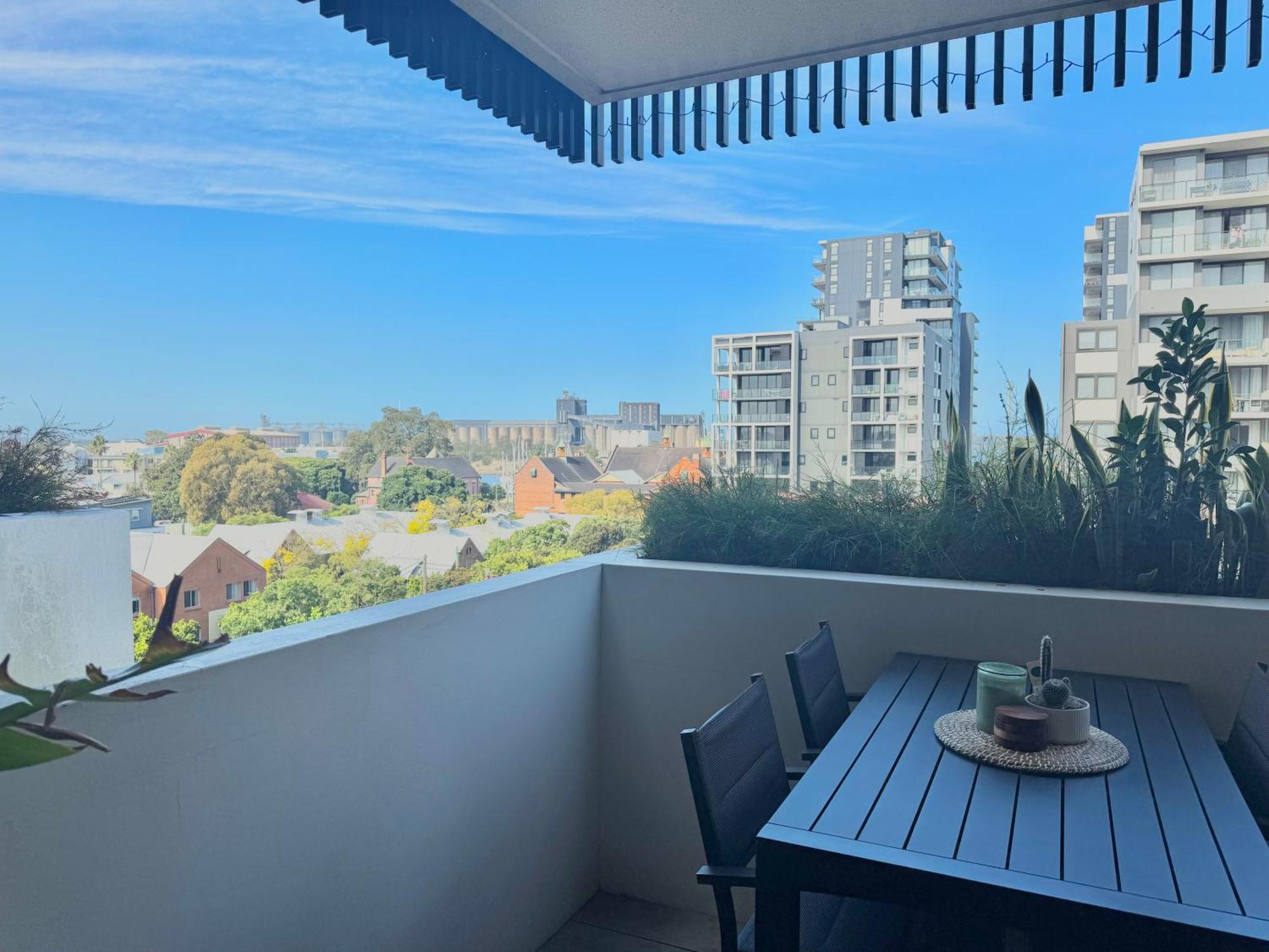 Harbour Towers, Newcastle'S Elite Apartment Stays, Free Parking & Tram Access Exterior foto